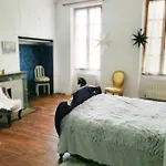 2 Chambres 88M2 Extra Centre Historique Cahors Vaste Appartement Convivial Et Cosy